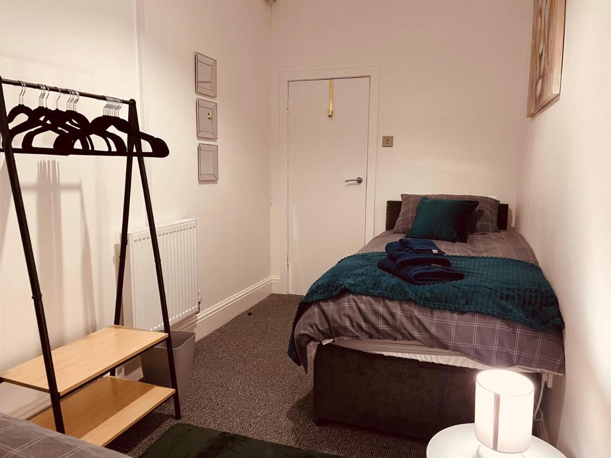 Luxury Suite 3 Bed Apartment Sleeps 6-8 Blackpool Exterior foto